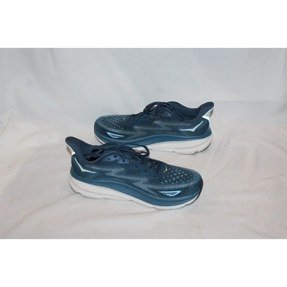 Hoka One One apma approved